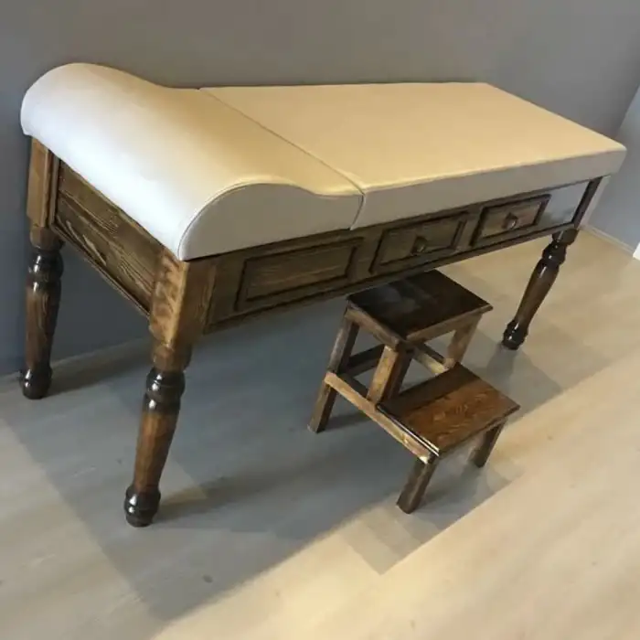 Ahşap Çekmeceli ve Eskobalı Muayene Masası | Tornalı Ayaklı, Ayarlanabilir ve El Yapımı