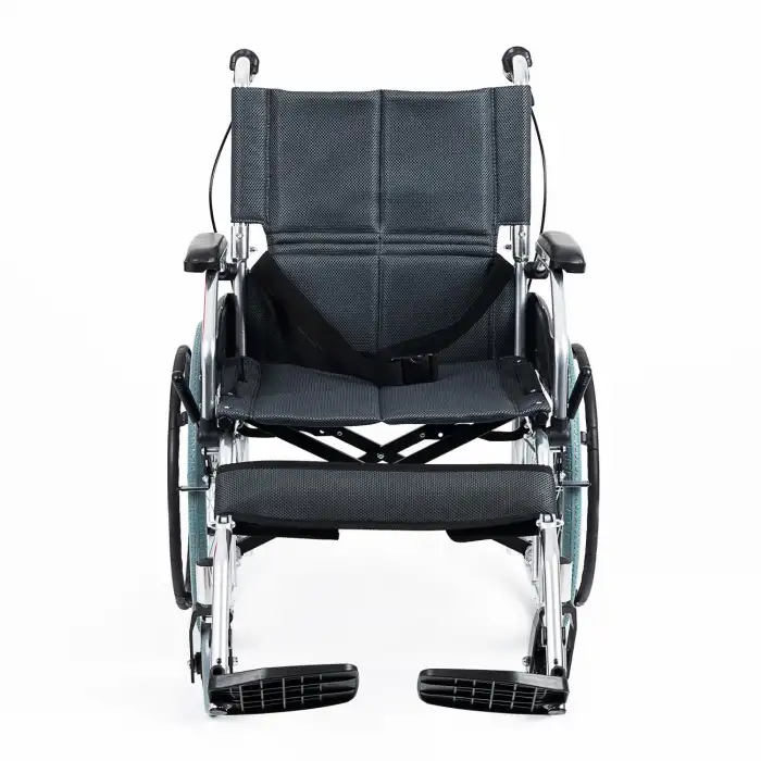 Comfort Plus Tekerlekli Sandalye Füme | Eloksal Kaplı Alüminyum Şase, Kompakt Katlanabilir Yapı, Refakatçi Frenli, KY863LAJ-A20