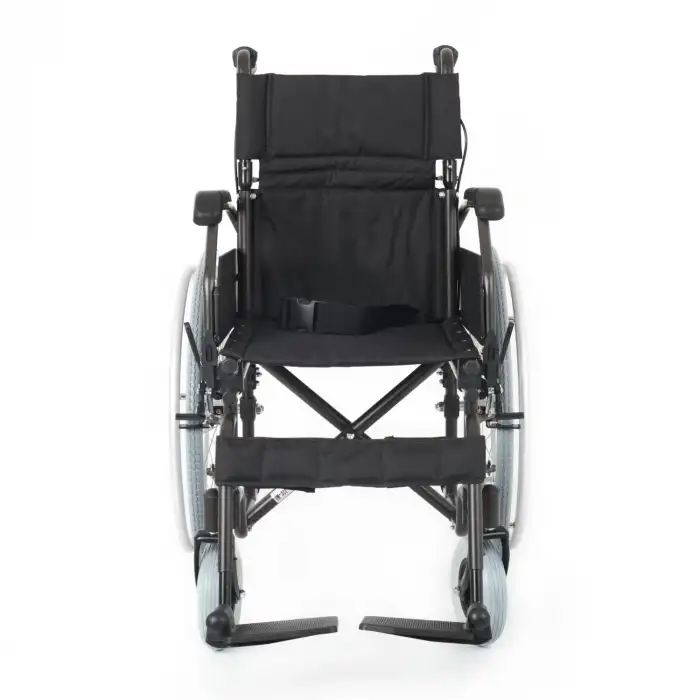 Comfort Plus Tekerlekli Sandalye | Hafif Alüminyum Şase, 40 cm Oturma Genişliği, Refakatçi Frenli DM-321