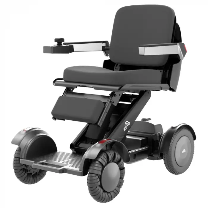 Poylin Akıllı Tekerlekli Sandalye | Eğim Dengelemeli, Koltuk Yüksekliği Ayarlanabilir, Katlanabilir Tasarım P213 XSTO M4