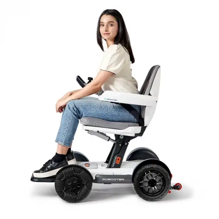 Robooter Akülü Tekerlekli Sandalye | Ergonomik Tasarım, Hafif Alüminyum Gövde ve 35 km Menzilli Mobilite Desteği X40