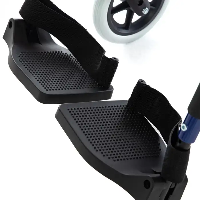 Römer Alüminyum Manuel Tekerlekli Sandalye|Katlanabilir, Hafif Yapılı ve Ayarlanabilir Kolçaklı R226