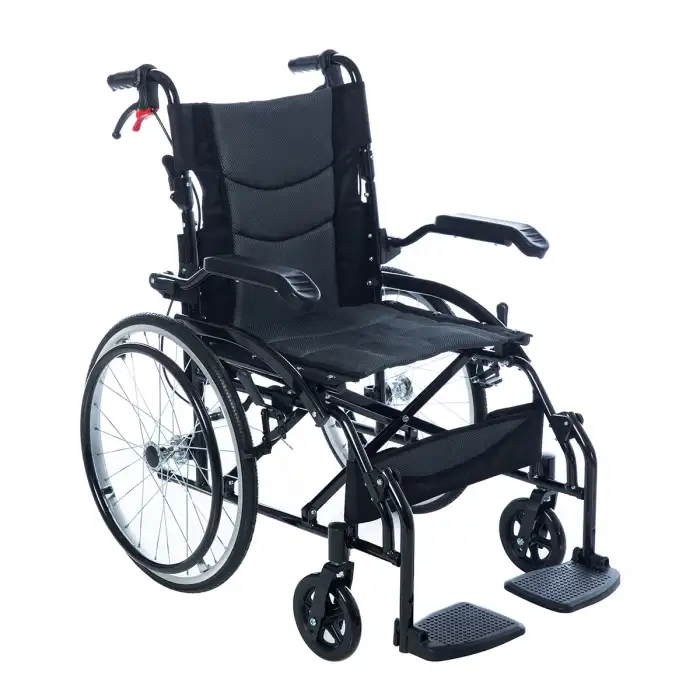 Römer Hafif Manuel Tekerlekli Sandalye | Alüminyum Gövde, Katlanabilir Tasarım ve Refakatçi Fren Sistemi R211