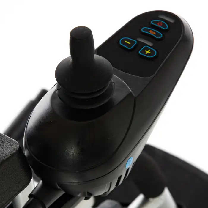 Römer Akülü Tekerlekli Sandalye | Lityum Batarya, Katlanabilir ve 150 Kg Taşıma Kapasiteli R101 Plus