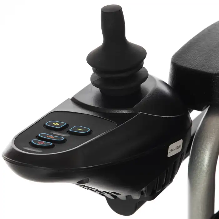 Römer Sırtı Yatarlı Akülü Tekerlekli Sandalye | Ergonomik Sırt Ayarı ve 120Kg Taşıma Kapasitesi R104