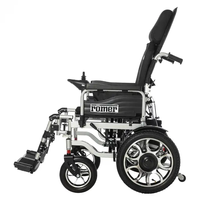 Römer Sırtı Yatarlı Akülü Tekerlekli Sandalye | Ergonomik Sırt Ayarı ve 120Kg Taşıma Kapasitesi R104