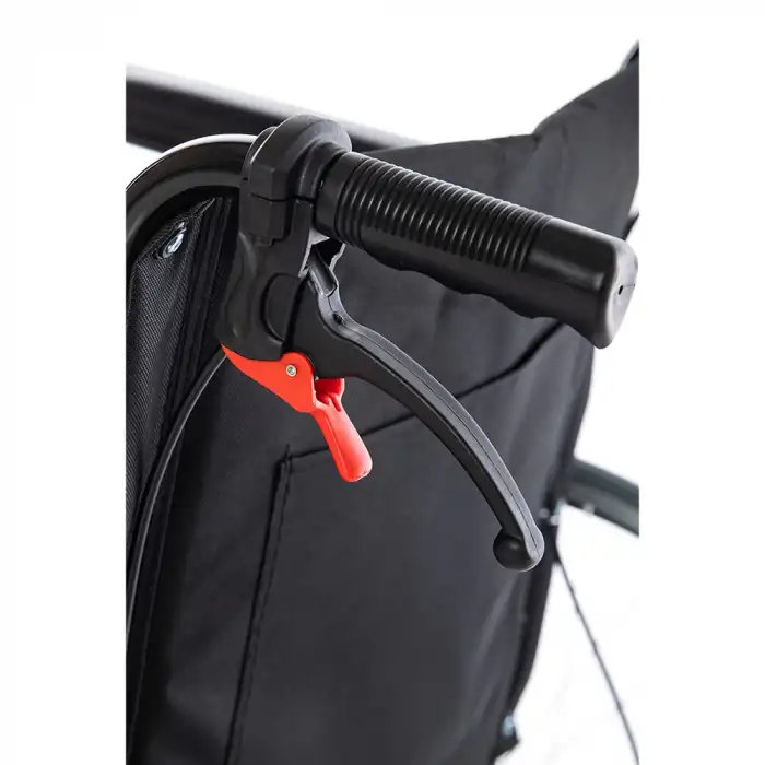 Römer Manuel Tekerlekli Sandalye | Refakatçi Frenli, Katlanabilir ve 120 Kg Taşıma Kapasiteli R201