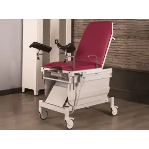 3 Motorlu Jinekolojik Muayene Koltuğu | Yükseklik, Sırt ve Trendelenburg Ayarlı TM-A1021