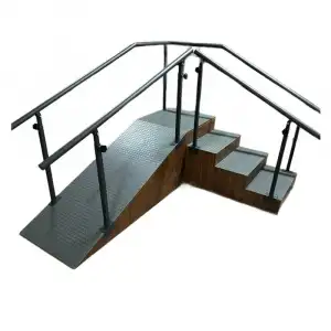 Rampalı Kaymaz Taban Egzersiz Kürsüsü | Ayarlanabilir El Tutma Barı ve Kaymaz Basamak Sistemi