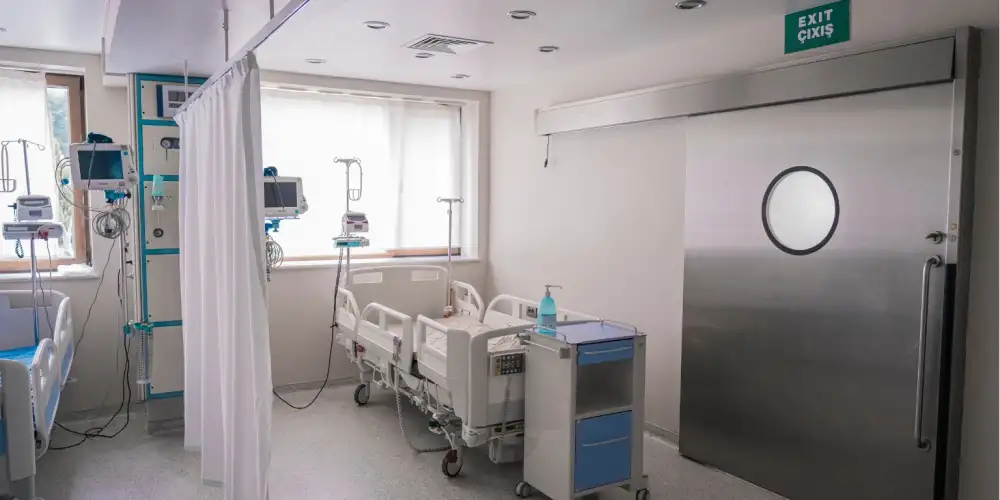 Hastane Refakatçisi Yanına Ne Almalı? Refakatçi İçin Yapılacaklar ve Hazırlık Rehberi