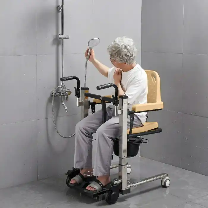 Poylin Banyo-Tuvalet Özellikli Transfer Sandalyesi | Hidrolik Yükseklik Ayarlı, Krom-Nikelaj Kaplama, 120 Kg Taşıma Kapasiteli P770