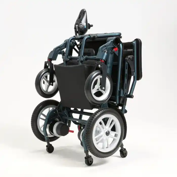 Poylin Ultra Hafif Akülü Tekerlekli Sandalye | 20 Kg Alüminyum Gövde 12AH Lityum İyon Batarya P203