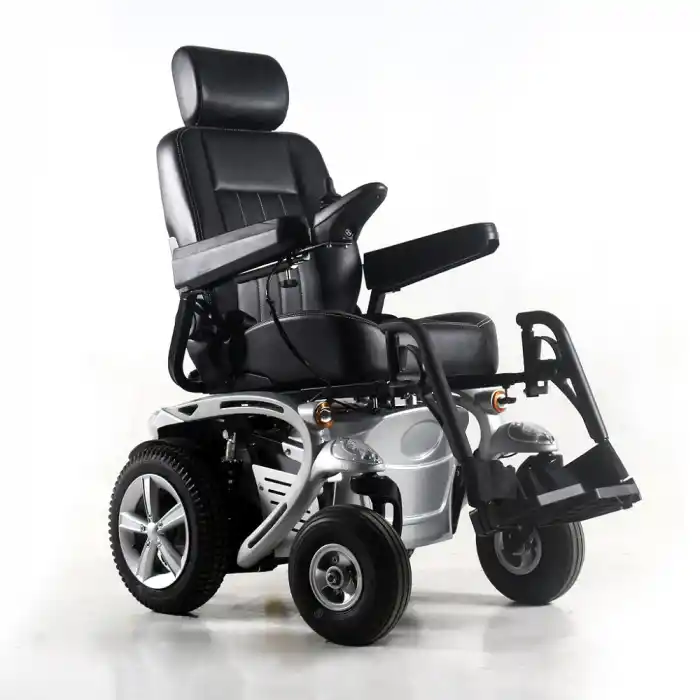 Poylin Arazi Tip Akülü Tekerlekli Sandalye | 600W Motorlu, 15 cm Engel Atlama, Kaptan Koltuklu P278