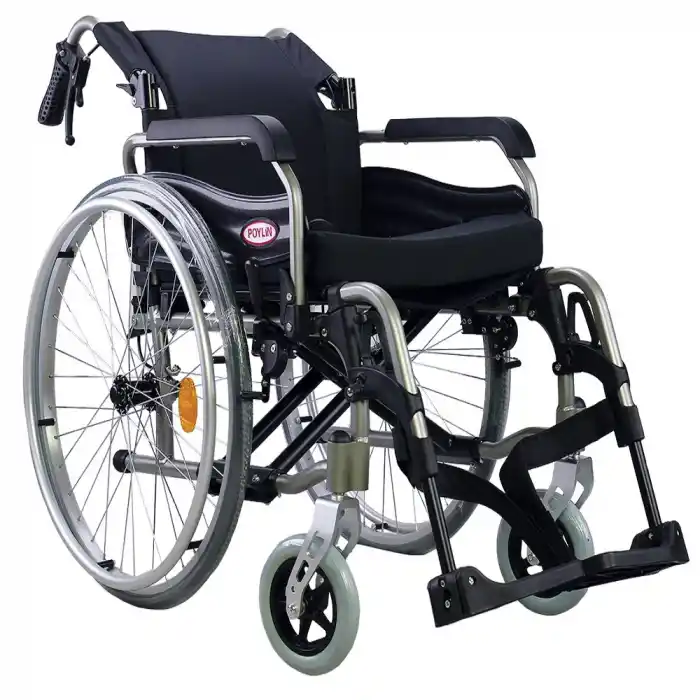 Poylin Alüminyum Hafif Tekerlekli Sandalye | Katlanabilir Çift Makaslı Şase, Çıkarılabilir Teker ve Ayaklık, Anti-Tipper Destekli P957