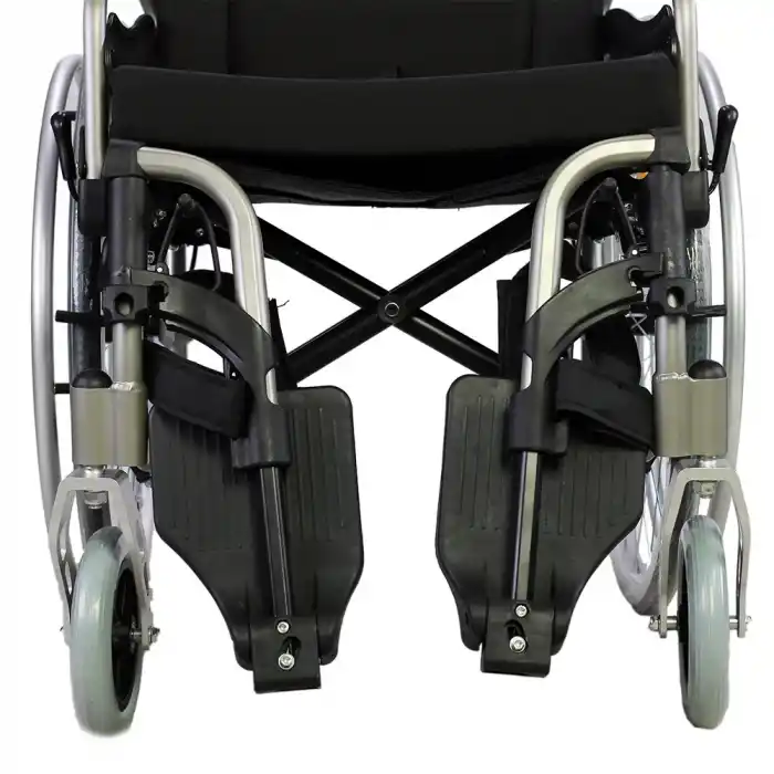 Poylin Alüminyum Hafif Tekerlekli Sandalye | Katlanabilir Çift Makaslı Şase, Çıkarılabilir Teker ve Ayaklık, Anti-Tipper Destekli P957