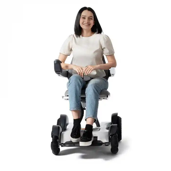 Robooter Akülü Tekerlekli Sandalye | Ergonomik Tasarım, Hafif Alüminyum Gövde ve 35 km Menzilli Mobilite Desteği X40