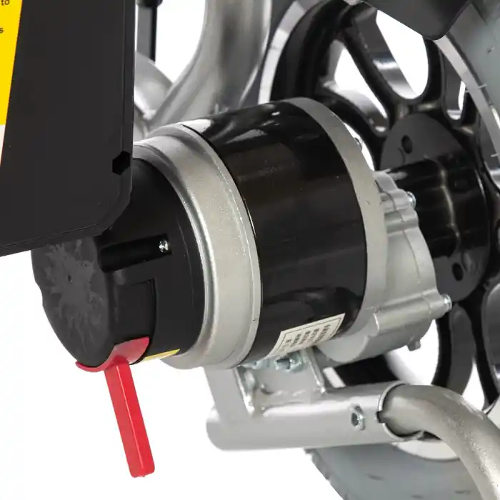 Römer Akülü Tekerlekli Sandalye | Katlanabilir Çelik Şase ve 150 Kg Taşıma Kapasiteli Yapısıyla R103