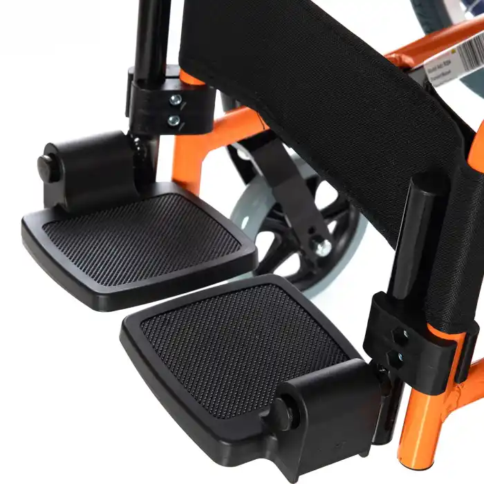 Römer Çocuk Manuel Tekerlekli Sandalye | Katlanabilir Sırtlı, Antibakteriyel ve Hafif Yapı R304