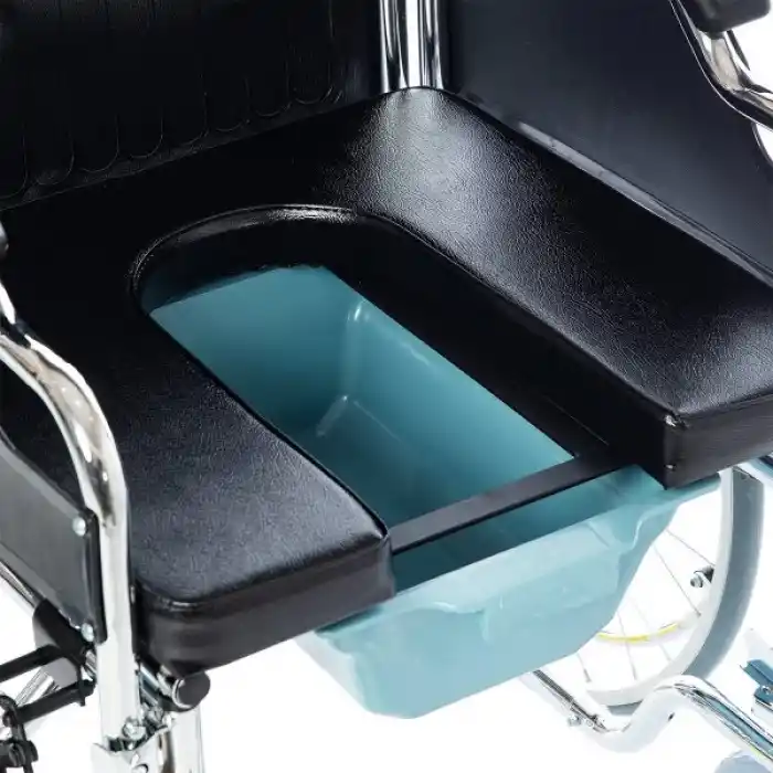 Römer Banyo ve WC Sandalyesi | Lazımlıklı, Katlanabilir ve Büyük Tekerlekli R481