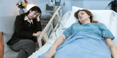Uzun Süre Yatan Hastalarda Kas Erimesi Nasıl Önlenir?