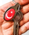 Kırmızı Türk Bayraklı Oval Metal Anahtarlık