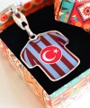 Bordo Mavi Takım Formalı Metal Anahtarlık