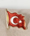 Dalgalanan Kırmızı Türk Bayrağı Metal Rozet