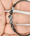 Obsidyen Taşlı Yaylı Bileklik – Koruma, Denge ve Güçlü Bir Stil