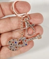 Taşlı Çok Renkli Gitar Anahtarlık Rose Gold – Işıltılı Sanatsal Şık Çanta & Anahtar Aksesuarı