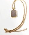 Gold Künye Tasarımlı Dokulu Çelik Kolye - Modern ve Karizmatik Stil