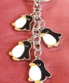 Sevimli Penguenlerden Metal Anahtarlık