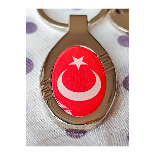 Kırmızı Türk Bayraklı Oval Metal Anahtarlık