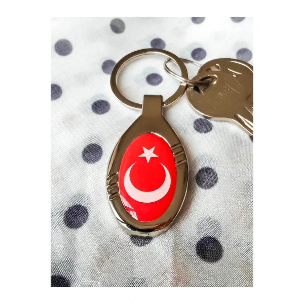 Kırmızı Türk Bayraklı Oval Metal Anahtarlık
