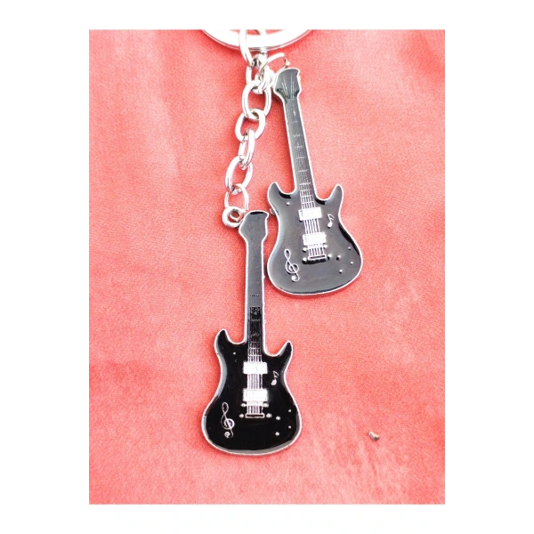 Siyah İki Gitarlı Metal Anahtarlık