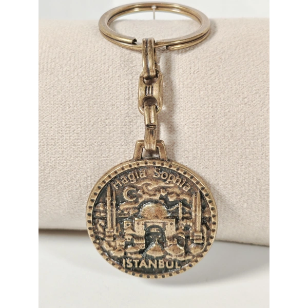 Antik Bronz Ayasofya (Hagia Sophia) Figürlü Metal Anahtarlık – İstanbul’un Tarihi ve Ruhunu Taşıyan Özel Tasarım