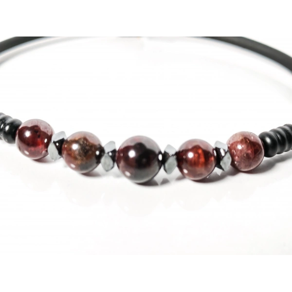 Garnet (Lal) Taşlı Yaylı Bileklik – Güç, Denge ve Yaşam Enerjisi