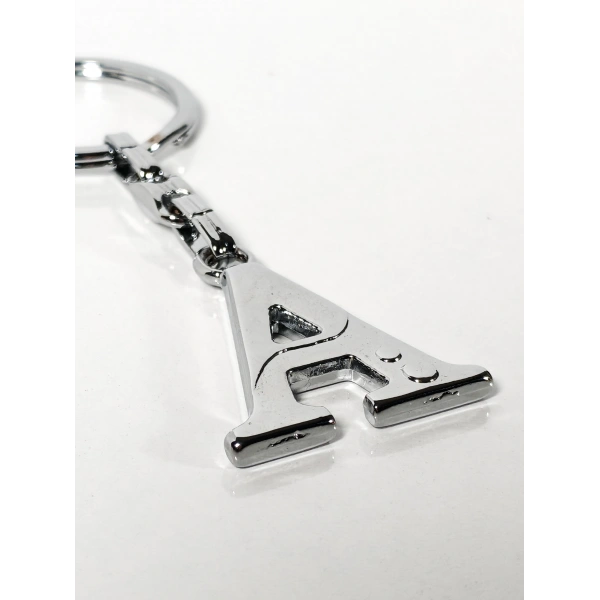 A Harfi Gümüş Renk Metal Anahtarlık – Minimal ve Şık Harf Tasarımı