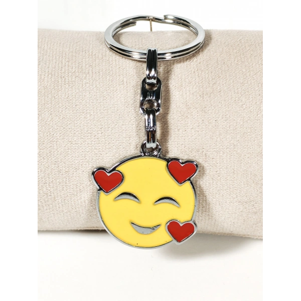 Kalpli Gülümseyen Emoji Metal Anahtarlık – Sevimli Emoji Tasarımlı Anahtarlık