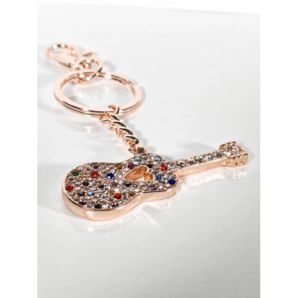 Taşlı Çok Renkli Gitar Anahtarlık Rose Gold – Işıltılı Sanatsal Şık Çanta & Anahtar Aksesuarı