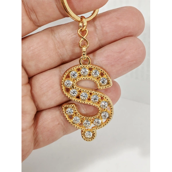 Taşlı Ş Harfi Anahtarlık Gold Renk – Işıltılı ve Kişiselleştirilmiş Şık Çanta & Anahtar Aksesuarı