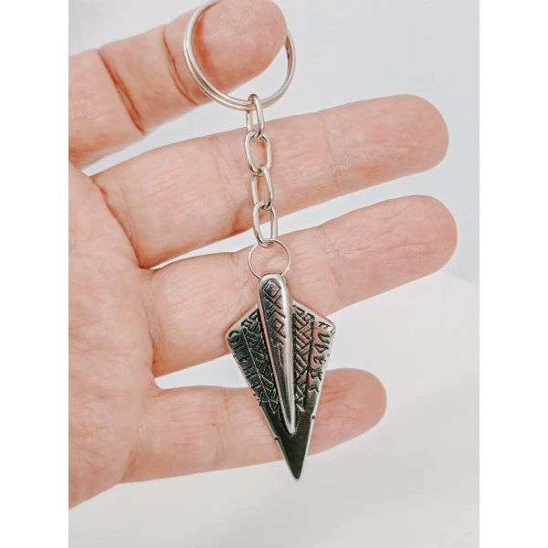 Rünik İşlemeli Viking Ok Ucu Temalı Antik Gümüş Renk Metal Anahtarlık - Savaşçı & Mistik Özel Tasarım