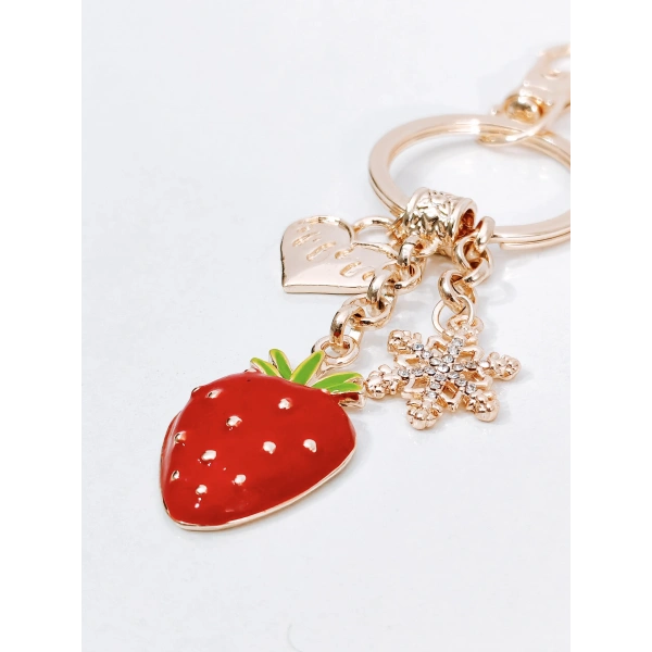 Zirkon Taşlı Kar Tanesi ve Kalp Detaylı Çilek Figürlü Rose Gold Anahtarlık