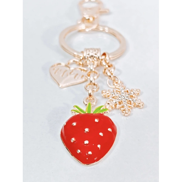 Zirkon Taşlı Kar Tanesi ve Kalp Detaylı Çilek Figürlü Rose Gold Anahtarlık