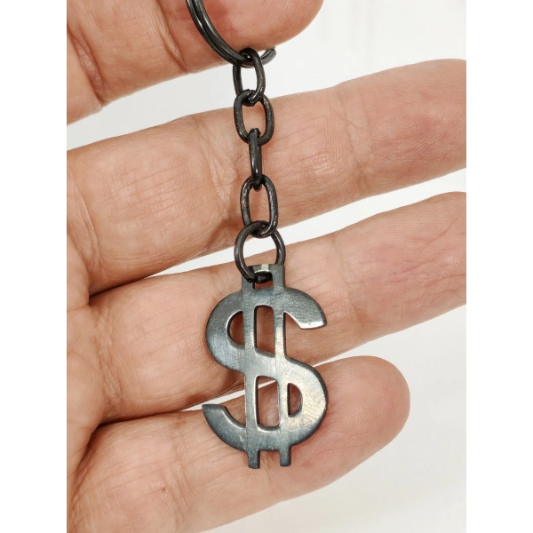 Dolar Sembolü Figürlü Metal Anahtarlık - Ekonomik Güç Temalı Maskülen Aksesuar