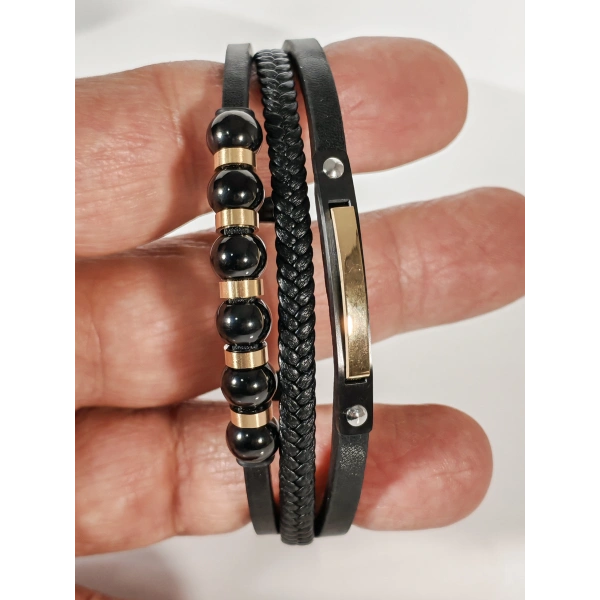 Üç Sıralı Siyah Deri ve Doğal Oniks Taşlı Erkek Bileklik - Gold Detaylı Modern Tasarım