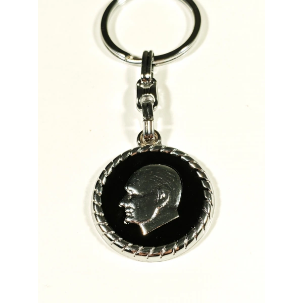 Atatürk Portreli Siyah Metal Anahtarlık