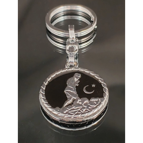 Atatürk Silüetli Siyah Metal Anahtarlık