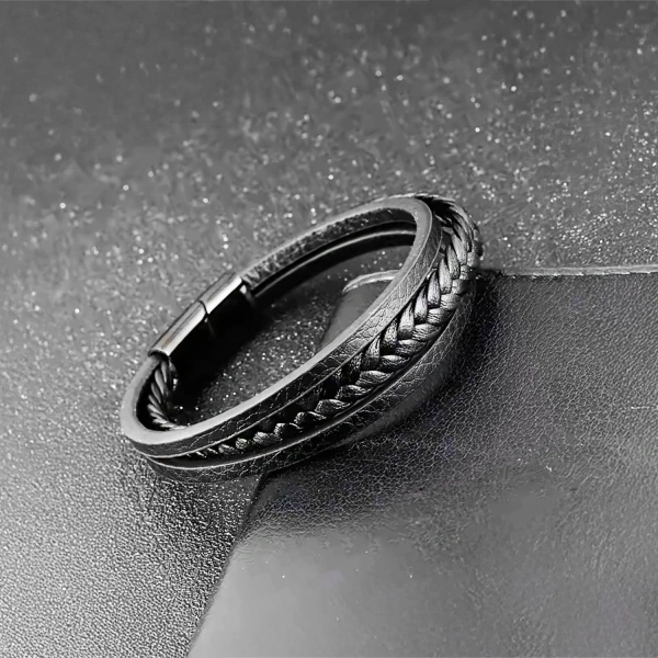 Moncuk Design Siyah Deri Erkek Bileklik – Titanyum Çelik Manyetik Kilitli 33513B14D3
