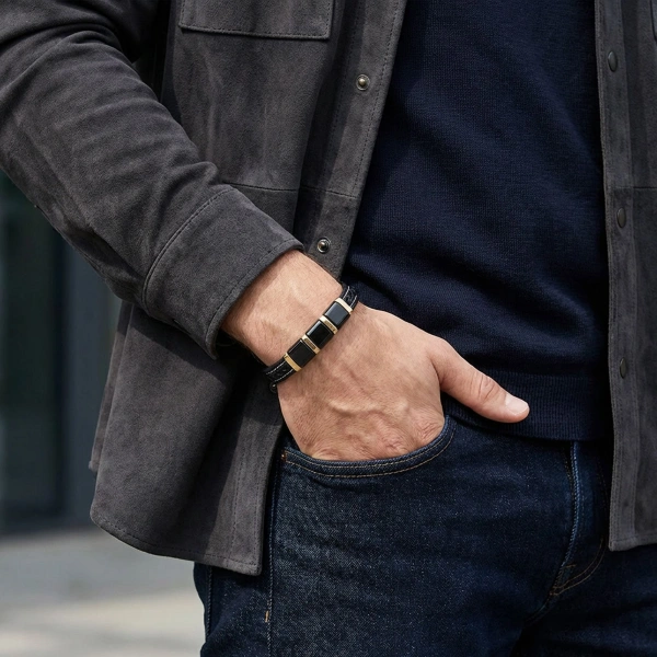 Moncuk Design   33514B26D4