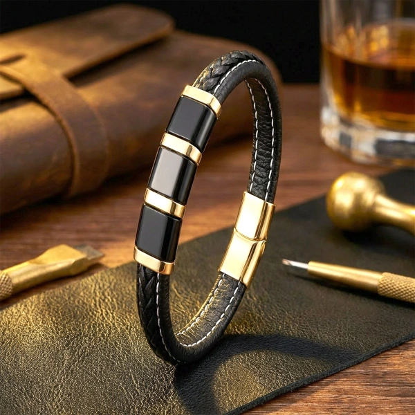 Moncuk Design   33514B26D4